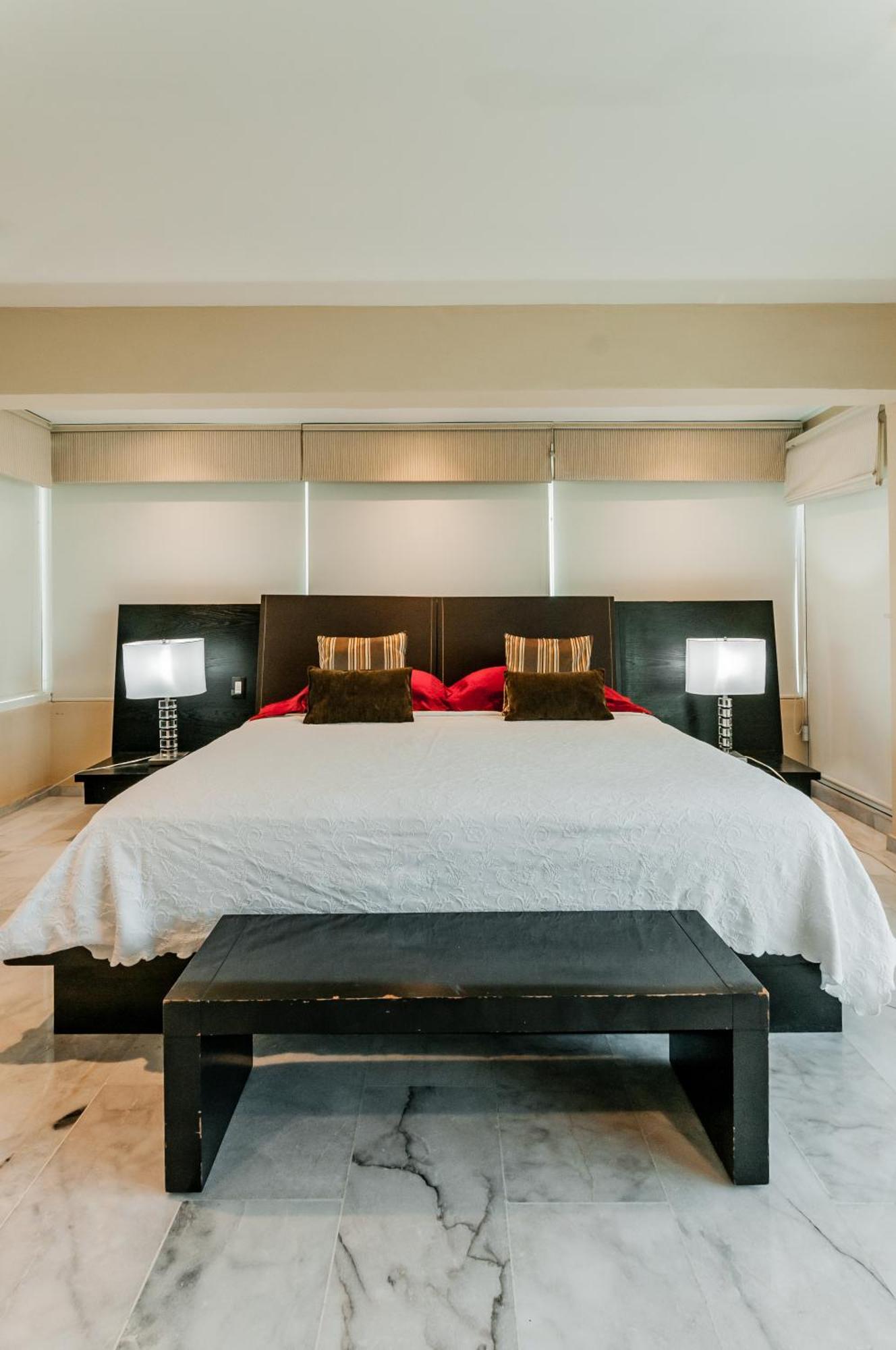 Brisas Beachfront Penthouses Cancun Exterior photo